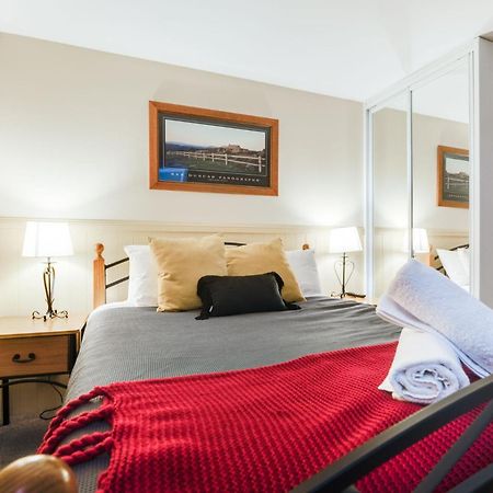 Dromaius 5 - 3Br Townhouse L Lake Views L Spa Bath L Wifi L Bbq 진다바인 외부 사진